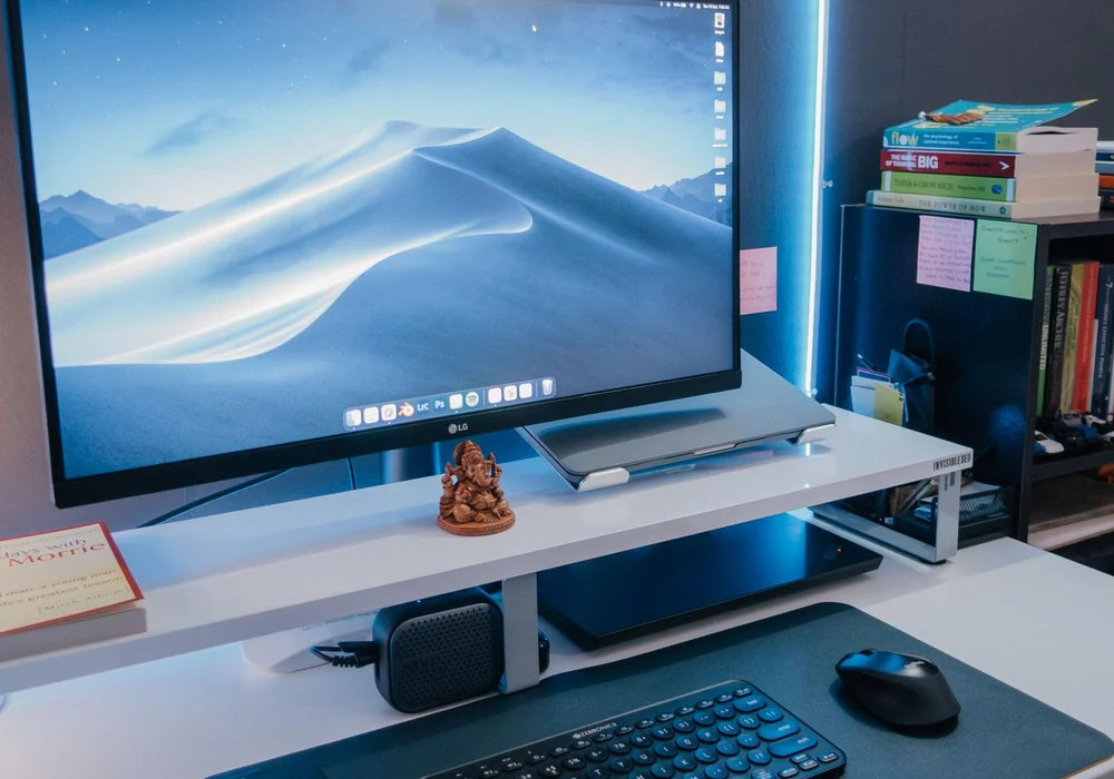 Immersive monitor in a gaming workspace
